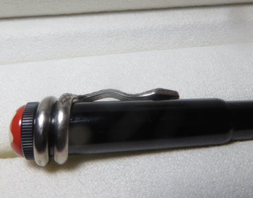 Mont Blanc Heritage Collection, Rouge et Noir, Spl. Ed. Black Ballpoint Pen 🗽 - Picture 11 of 16