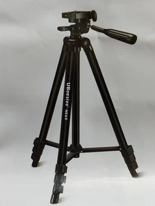 UBeesize Trépied réglable professionnel avec télécommande 22"-60" Photo vidéo