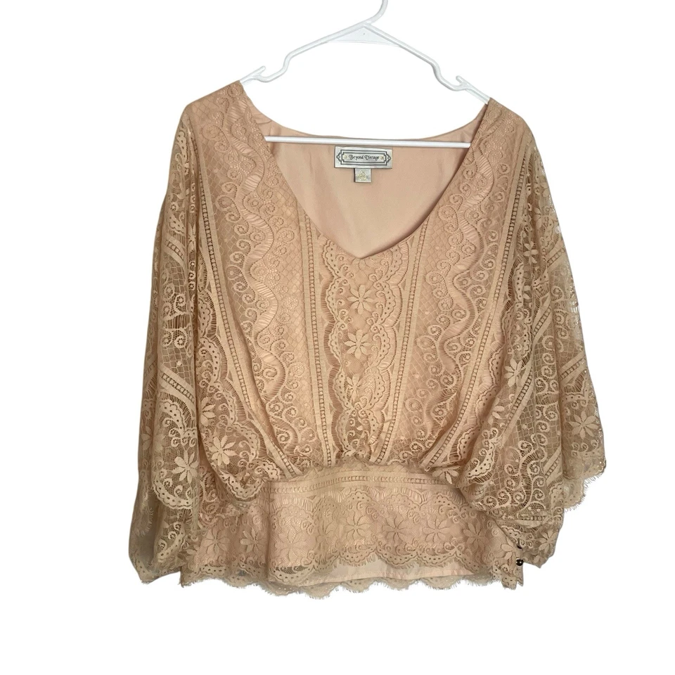 Blusa de encaje Beyond Vintage Anthropologie para mujer M rubor corte ala de murciélago victoriana Foto 2 de 4