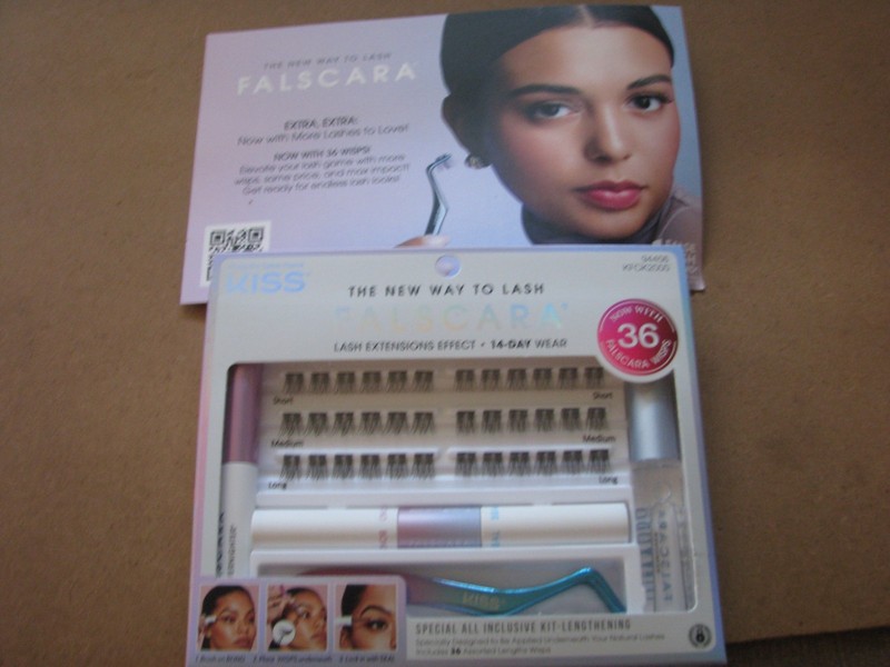 KISS Falscara Starter Kit Deluxe Lash Extension Kit 36 Lash Clusters
