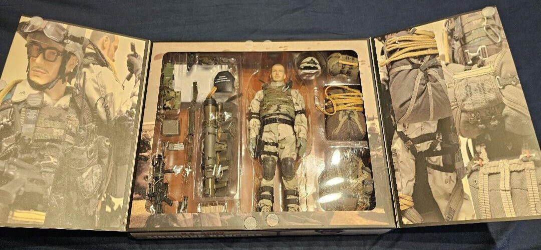 Hot Toys Military Airborne Rangers 2nd Battalion 75th Regiment 1/6