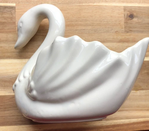 Vintage Hull USA White Swan Planter