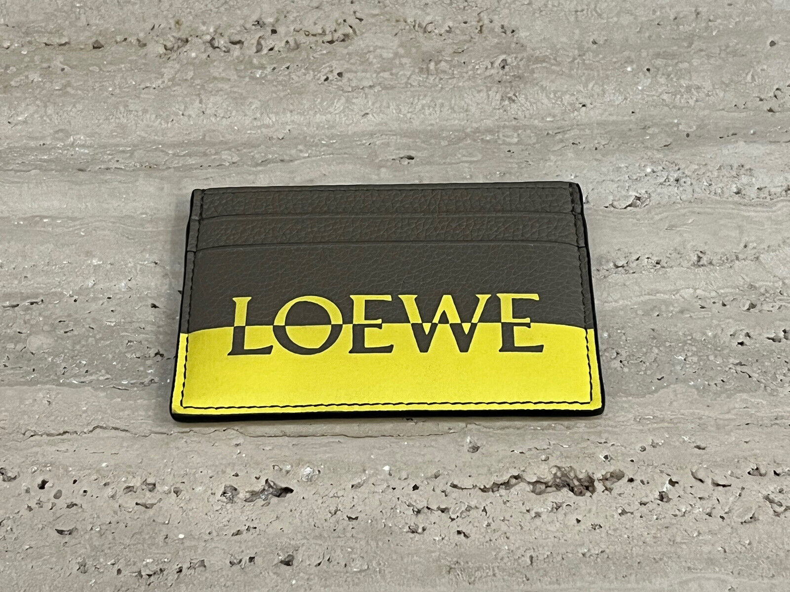 LOEWE NWT TAUPE YELLOW LEATHER CLASSIC LOGO CREDIT CARD HOLDER WALLET