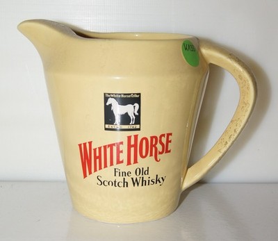 alter WHITE HORSE Fine Old Scotch Whisky WADE PDM England 14cm H Whiskykrug K133