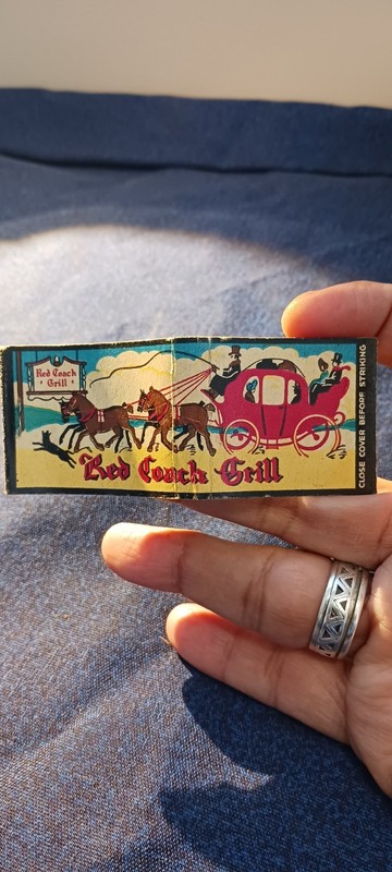 RED COACH GRILL..BOSTON NYC  MIAMI 1960S...UNSTRUCK MATCHBOOK