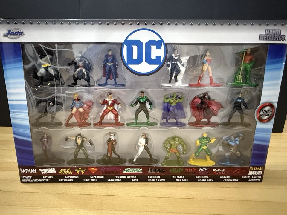 Paquete de 20 figuras fundidas a presión serie 4 de DC Comics nano metal nuevas Foto 3 de 4