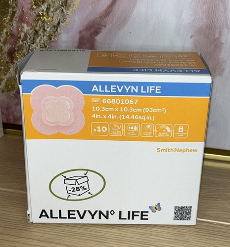 Smith & Nephew 66801067 Allevyn Life 4" x 4" - 10/BX