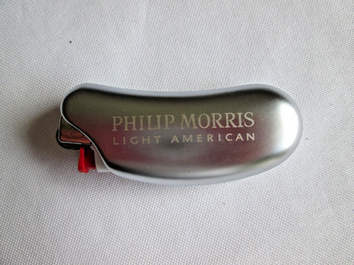Philip Morris   Hülle mit Bic Feuerzeug  in Metall Groß  Neu siehe Fotos