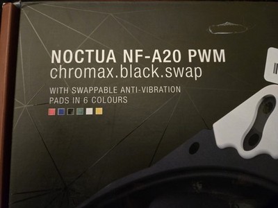 Noctua NF-A20 PWM chromax.black.swap 200mm 4-Pin 800RPM