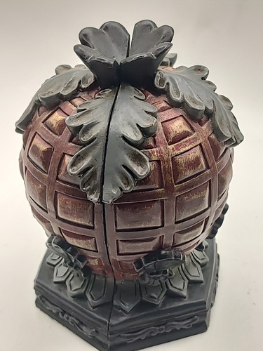Bookends pineapple resin in brown w black. Hawaiin Tradewinds Bay. 1677. - Picture 2 of 4