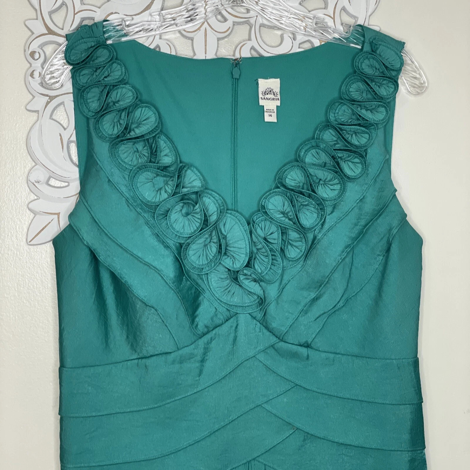 VETEMENTS SANGRIA taglia 14 ABITO senza maniche con volant scollo a V corpetto a strati foderato VERDE