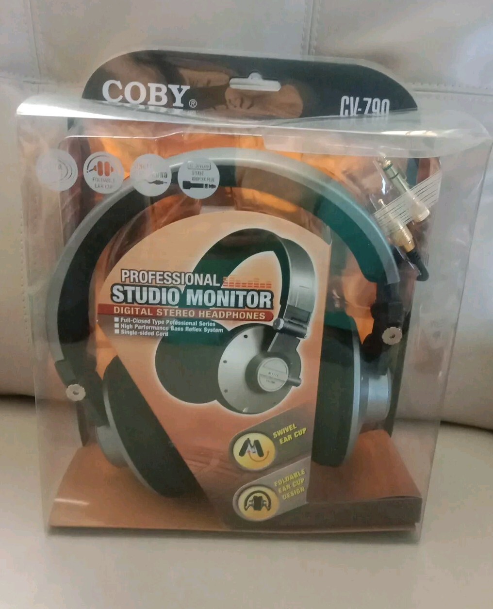 COBY CV-790 Professional Studio Monitor , Digital Stereo Headphones