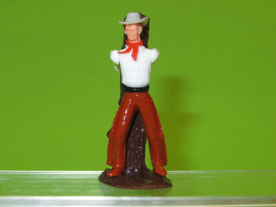 Cowboy tied to tree plug figure Elastolin Germany figure Western
