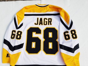 jaromir jagr penguins jersey