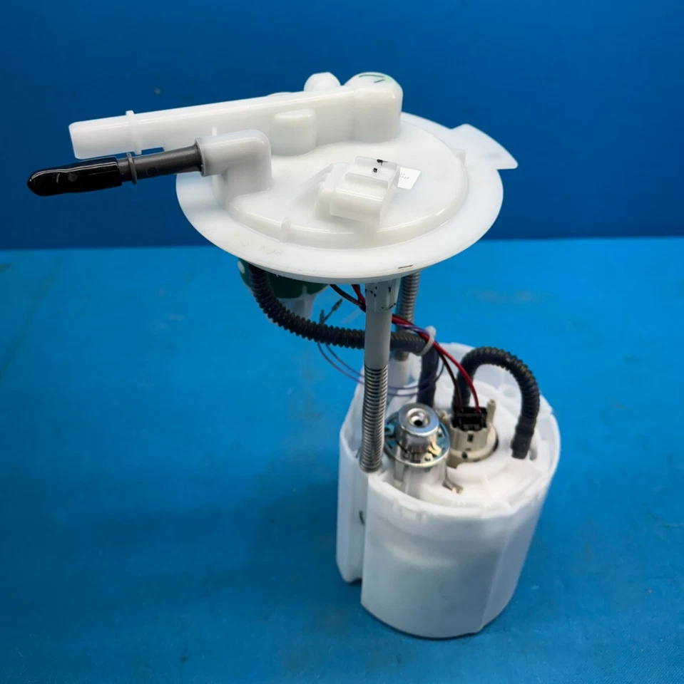 Conjunto de módulo de bomba de combustible ACDelco GM M100116 para Chevrolet Impala 2012-2013 Foto 4 de 4