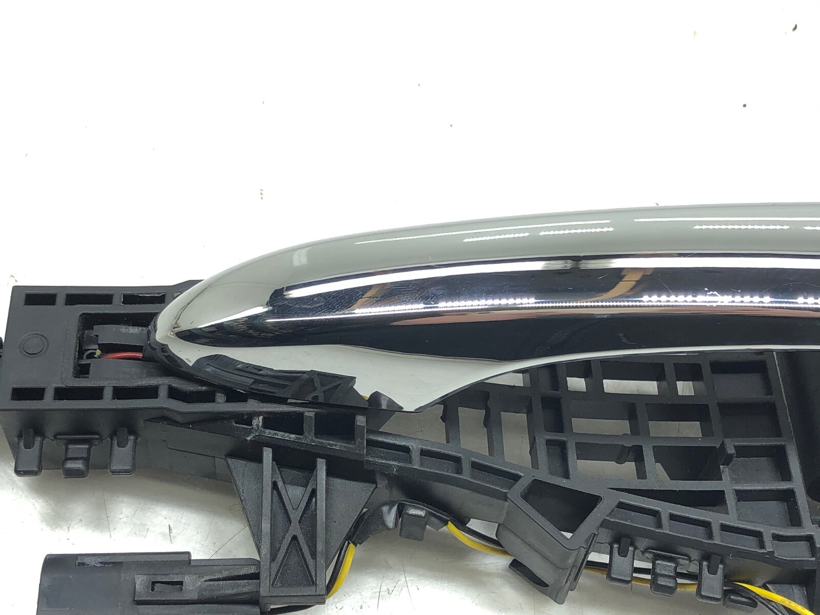 2014-2021 MASERATI GHIBLI LEFT DRIVER FRONT EXTERIOR DOOR HANDLE CHROME OEM.