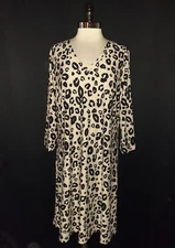 ATTITUDES BY RENEE Sz XL Shift Dress Beige Black Leopard Kisses Pockets Stretch