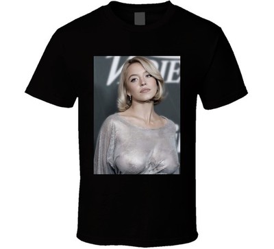Sydney Sweeney ( Stylish Pose ) T Shirt