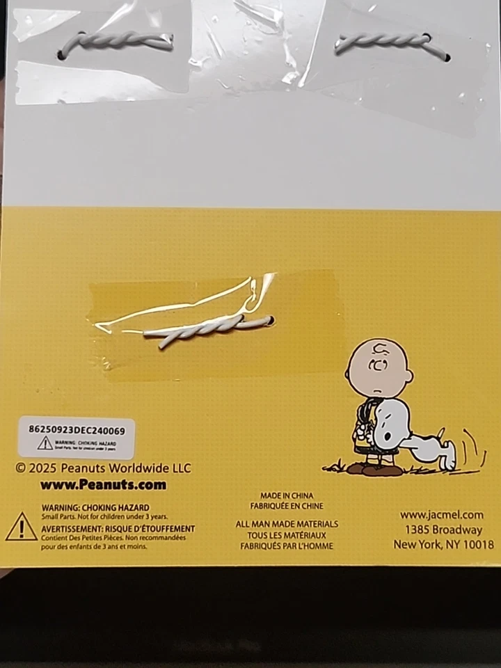 Pulsera PEANUTS Snoopy Charm 7 pulgadas más pulsera extra ajustable con 5 dijes Foto 2 de 4