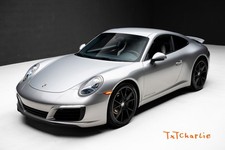 2018 Porsche 911 Carrera