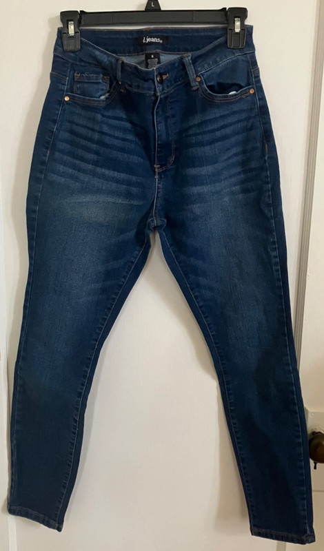 D. JEANS Dark Distressed Denim Skinny "Boyfriend" Jeans women's sz 6 NWOT!