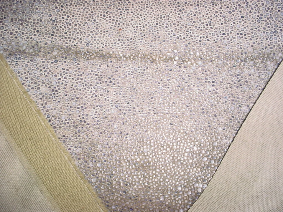 2-1/2Y Kravet Couture 34239 L'escale Silvery Gray Scale Velvet Upholstery Fabric - Image 3 of 3