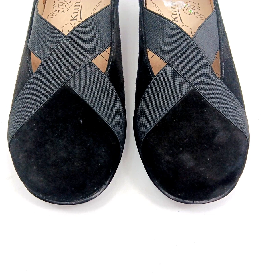 Zapatos planos sin cordones de gamuza negros Kumfs talla 37 AMPLIOS EE. UU. 6 de ancho Foto 4 de 4