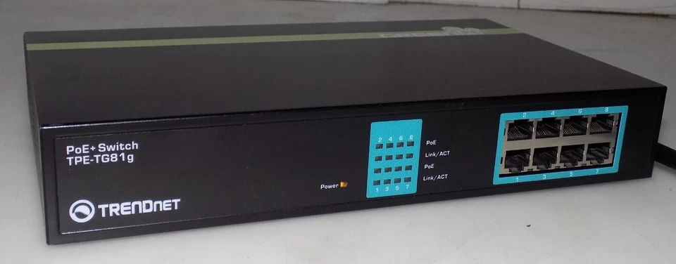 TRENDnet TPE-TG81g GREENnet 8-Port Gigabit PoE+ Switch, 8 x Gigabit PoE+ Ports - Image 2 of 4