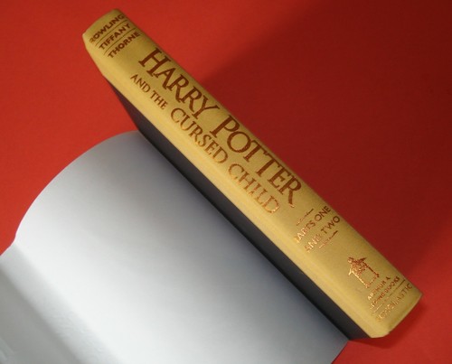 Harry Potter and the Cursed Child Parts 1 & 2 Special Rehearsal Edition Script - Picture 5 of 6