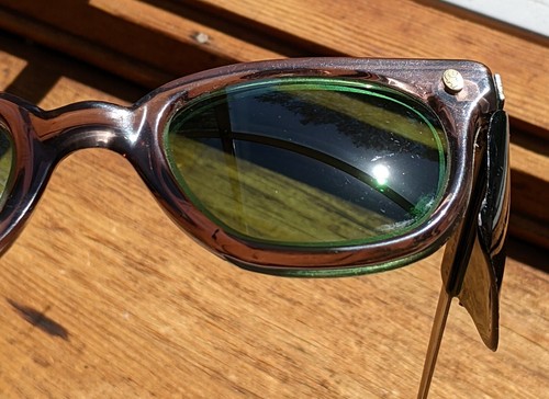 VTG Fendall Eyeglasses Safety Glasses w/ Side Shields Gray-ish Frame Green Lens - Picture 8 of 12