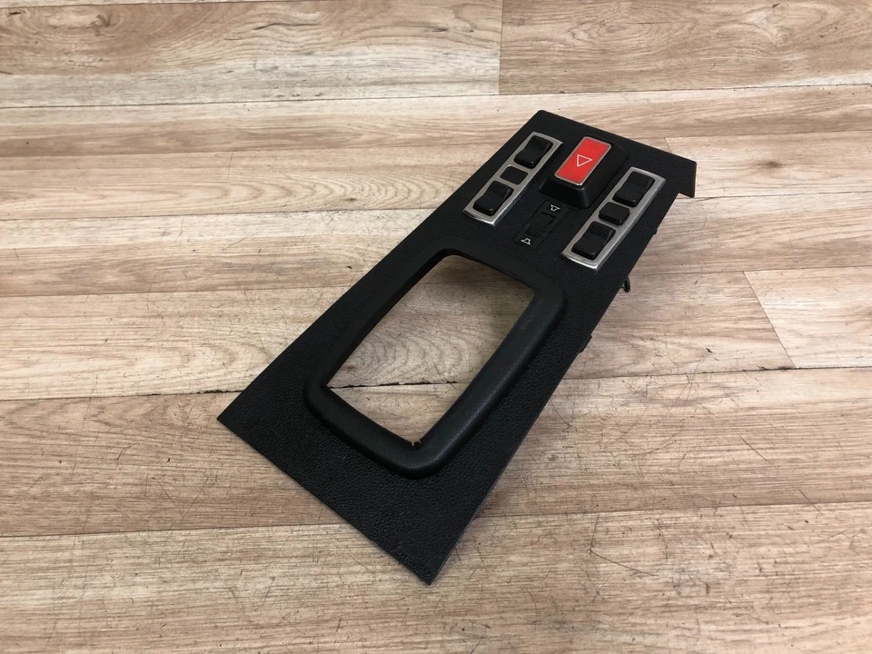 MERCEDES BENZ OEM W123 280CE 300D 300TD 300CD CENTER MASTER WINDOW SWITCH 2 - Image 3 of 4