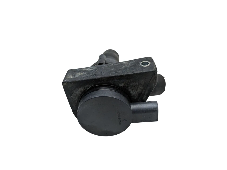 Volkswagen Eos 2012-2016 OEM motor refrigerante bomba de agua auxiliar negra Foto 4 de 4