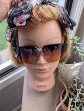 CHANEL Vintage Y2K Sunglasses Gold/Brown Rectangle Rimless Lenses Original Case