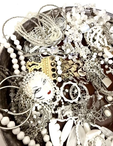 Hand Curated Vintage WHITE BEADED Costume Jewelry Lot!  100% Wearable Or Resell