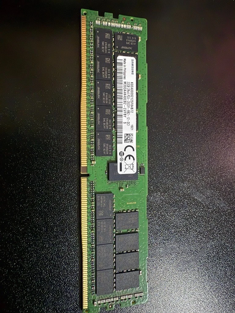 サーバー/WS用 DDR4-2133 32GB SAMSUNG Samsung 32GB 4DRX4 PC4-2133P