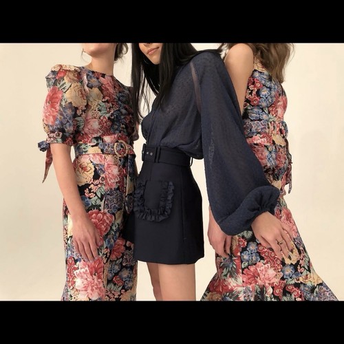 Keepsake The Label Runway Floral Black Hydrangea Cropped Jumpsuit XS Cottagecore - Picture 12 of 12