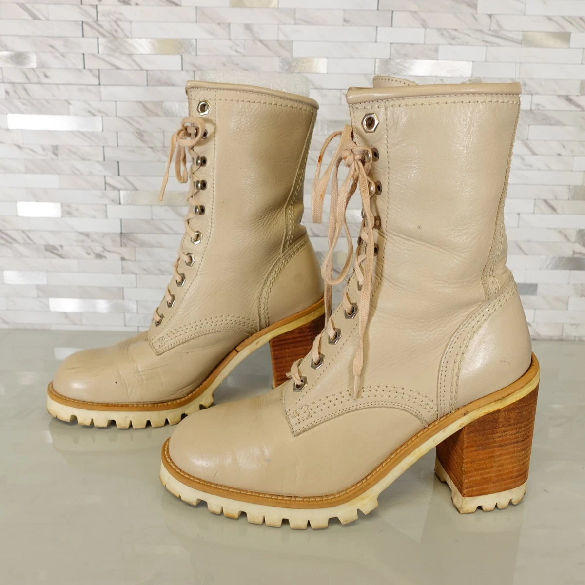 Guess top boots beige