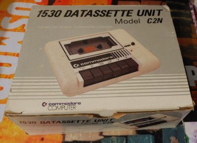 Commodore 1530 Datassette Unit C2N for 64 128 VIC 20 (w Box) works 8-bit