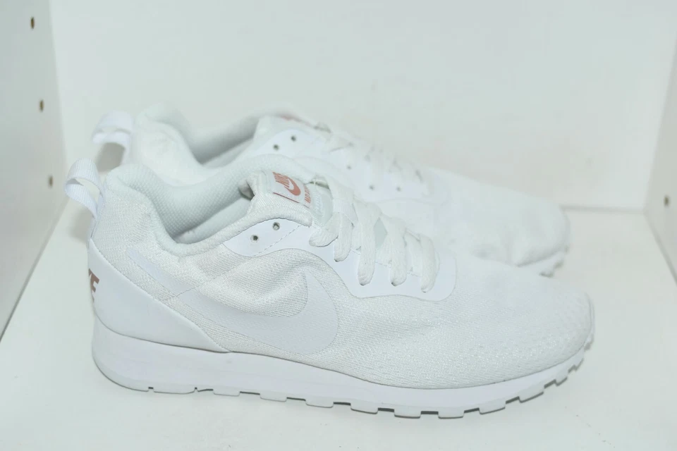 ZAPATOS PARA CORRER NIKE MD RUNNER 2 ENG MALLA PARA MUJER - PARA MUJER TALLA 7 Foto 4 de 4