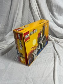 LEGO&reg; Set 6075 - Wolfpack Tower
