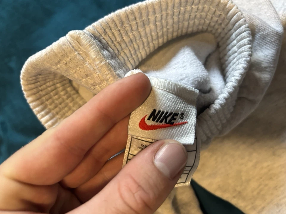 Pantalones deportivos vintage Nike para bebé niño pequeño 12 meses gris EE. UU. 90 etiqueta blanca Foto 4 de 4