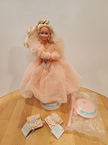 Mattel 1991 Vintage Barbie #3679 Birthday Surprise Edition W/ Additional Equip