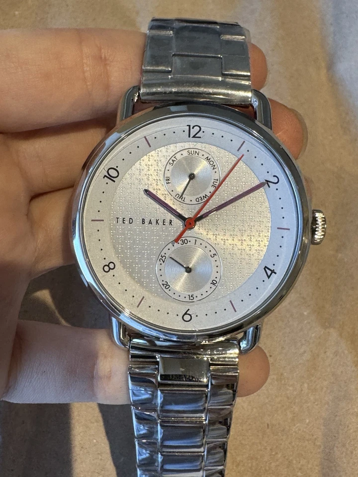 Reloj Ted Baker para hombre con esfera astillada y pulsera plateada BKPBXF008 Foto 4 de 4