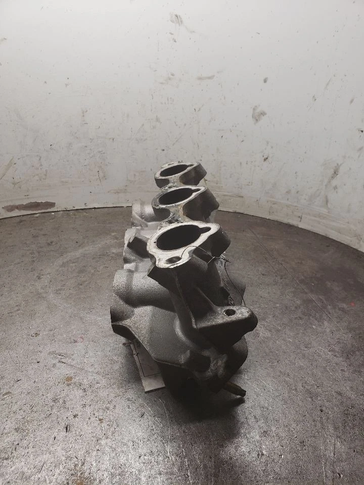 Coletor de admissão inferior compatível com 04-09 QUEST 1073139 - Imagem 2 de 4