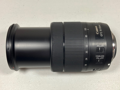 Canon EF-S 18-135mm f/3.5-5.6 IS USM Lens w/ PZ-E1 Power Canon EF-S 18-135mm f/3.5-5.6 IS USM Lens w/ PZ-E1 Power