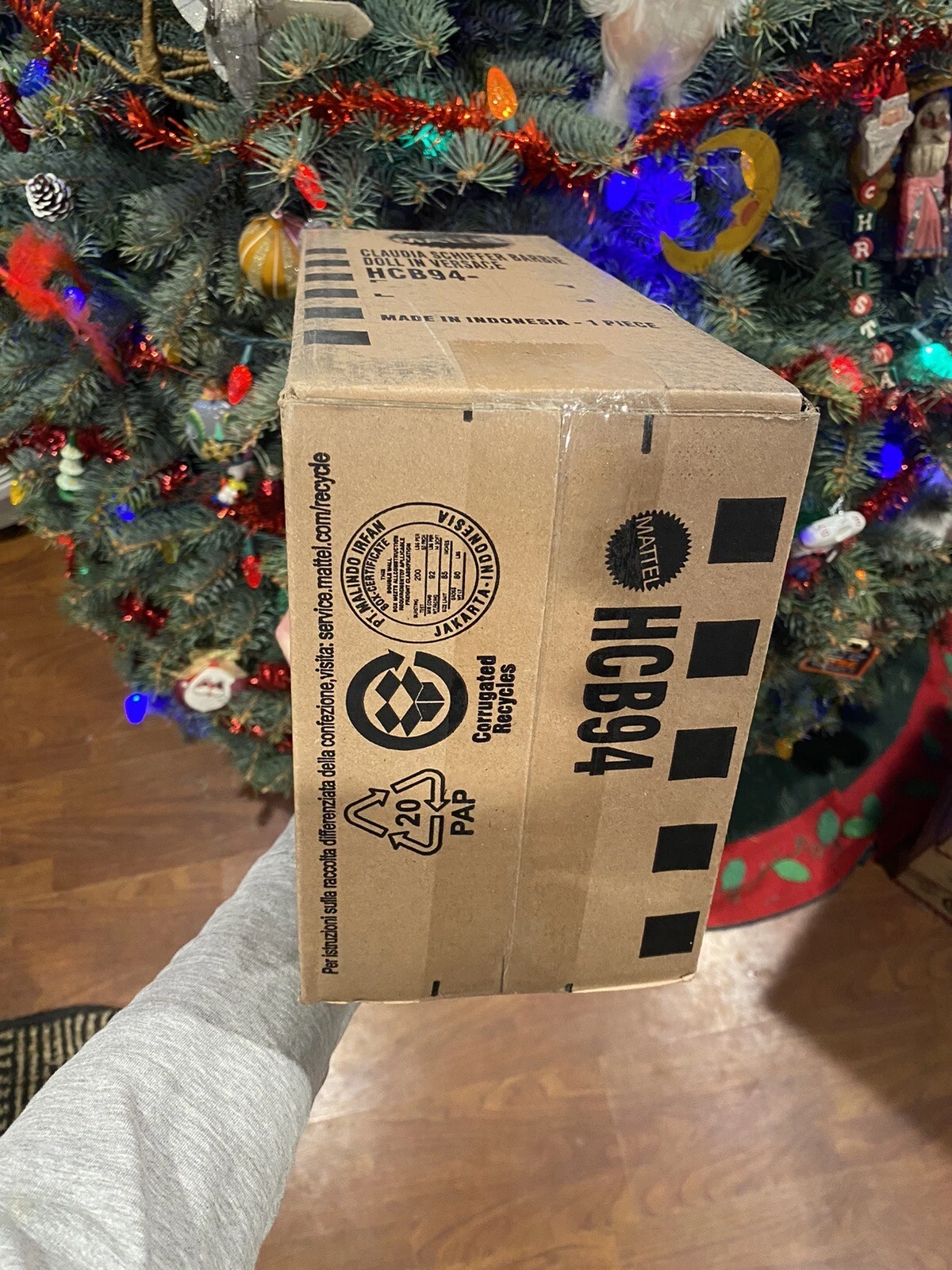 Bambola Barbie Claudia Schiffer in abito Versace etichetta platino limitata a 5000