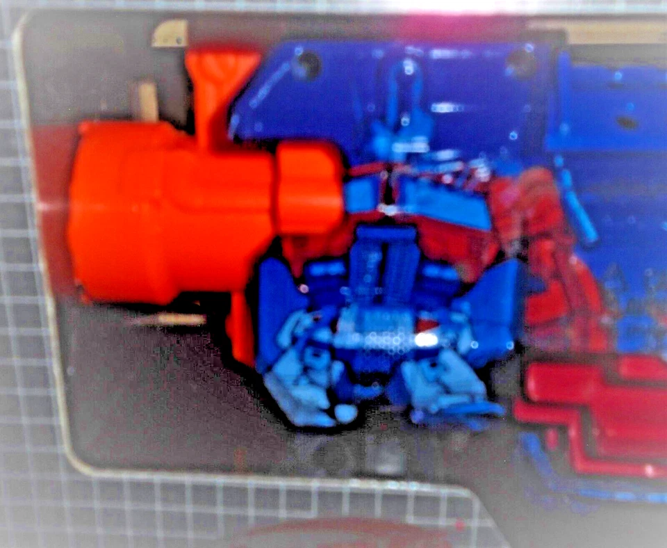 Pistola bláster Barricade NERF edición limitada Optimus Prime RV-10 Foto 3 de 4