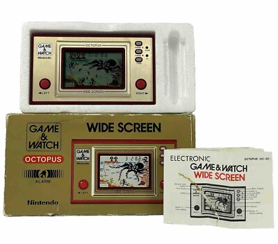 Nintendo Game and Watch Octopus 1981 Game OC-22 w Manual Tested
