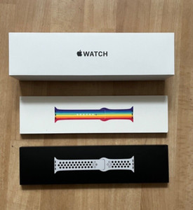 Apple Watch series 6 Titanium + drei Armbänder und Ladekabel, Display gesprungen