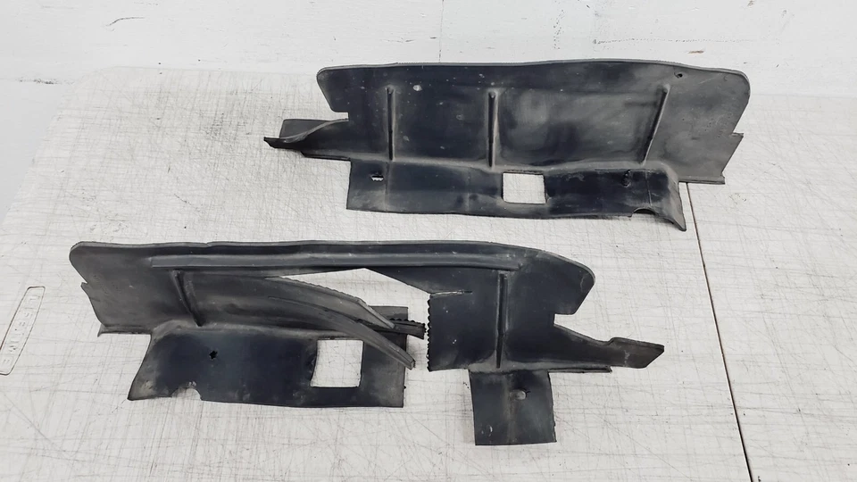 1997 1998 Jeep Wrangler TJ Radiator Grille Condenser SEAL Windage Rubber OEM - Image 3 of 4